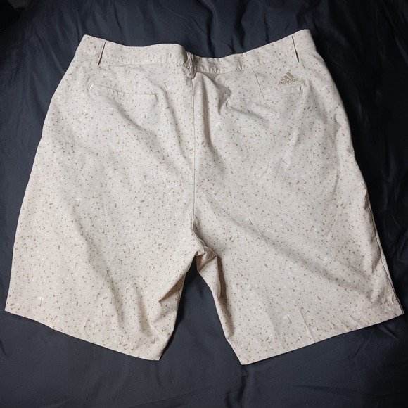 NWOT Adidas 365 Flag Ult Print Short Chino Golf Sz 38 HA9126 Brown Hemp Wht RFID - Picture 3 of 16